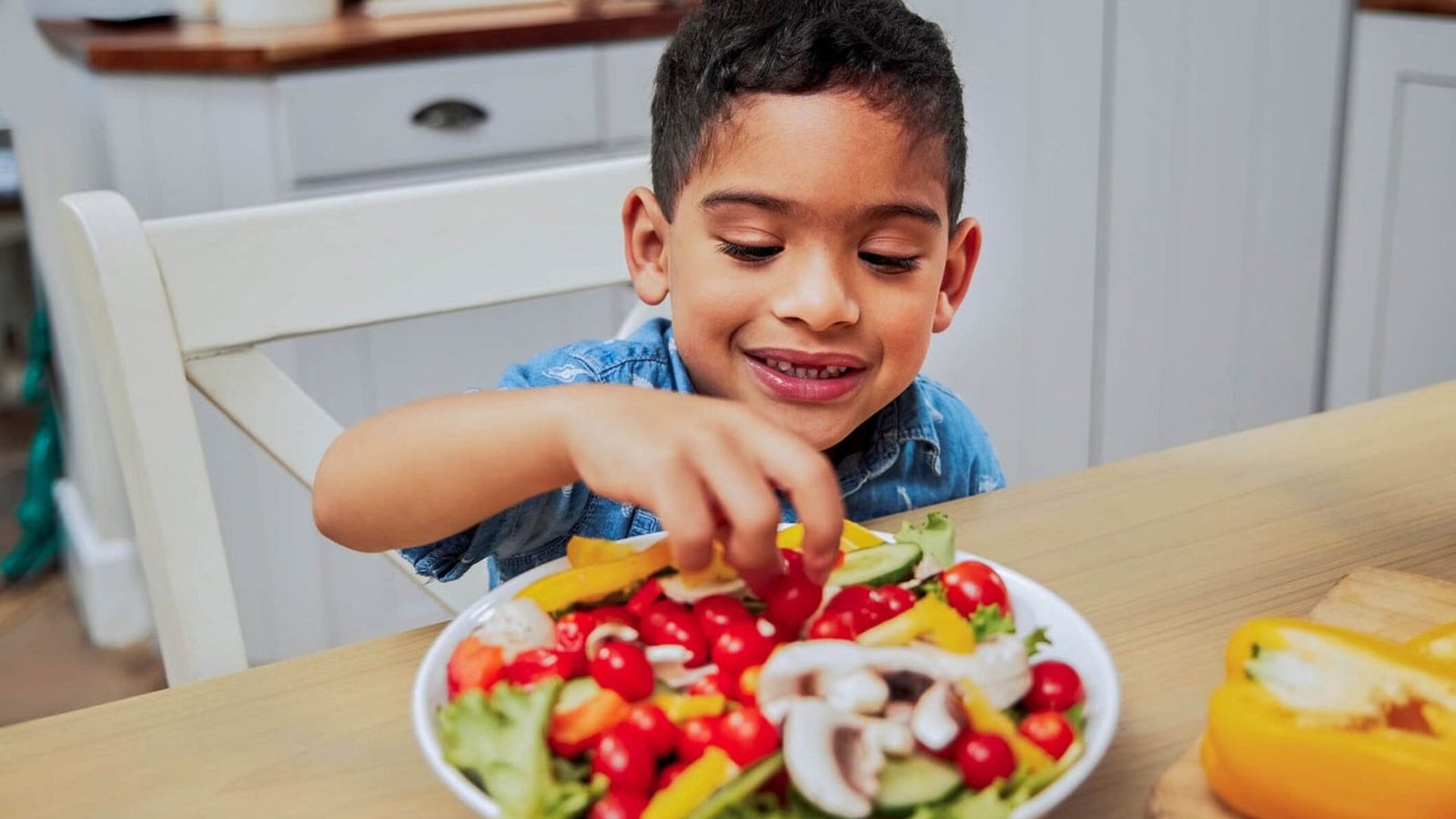 Helping Children Develop Healthy Eating Habits